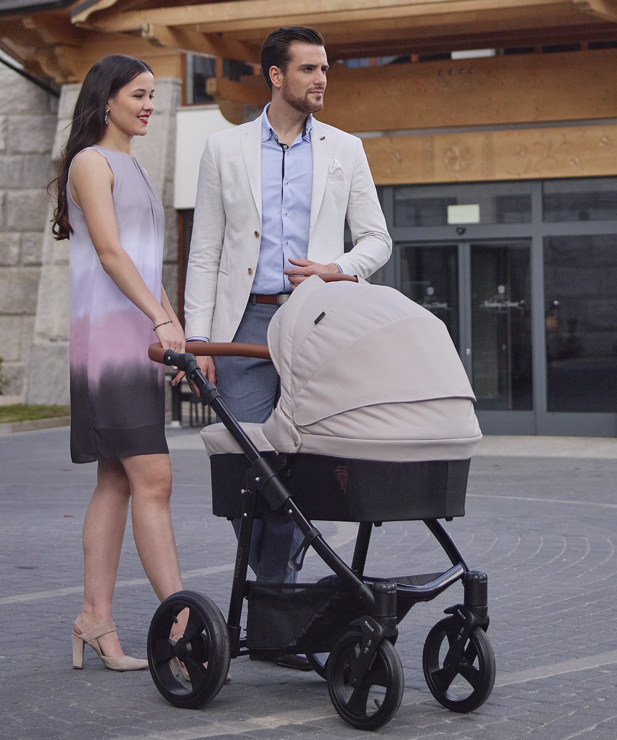 cream venicci pram