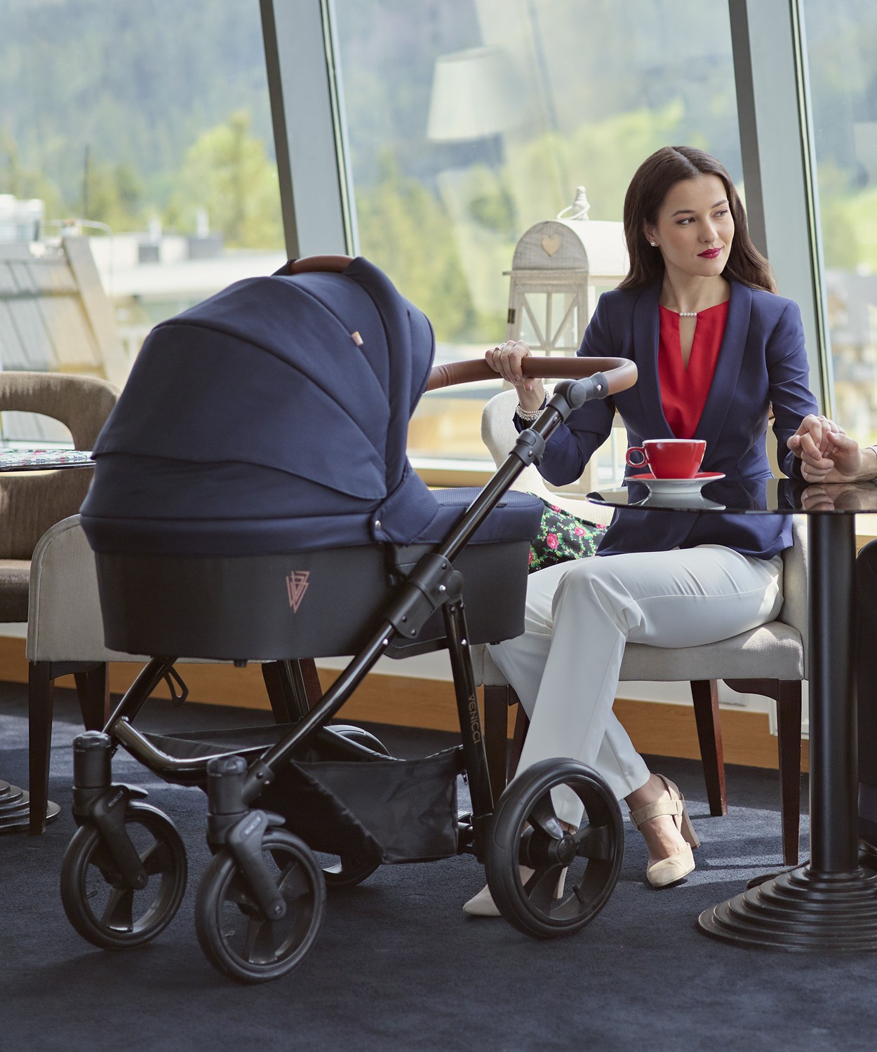 venicci pram navy