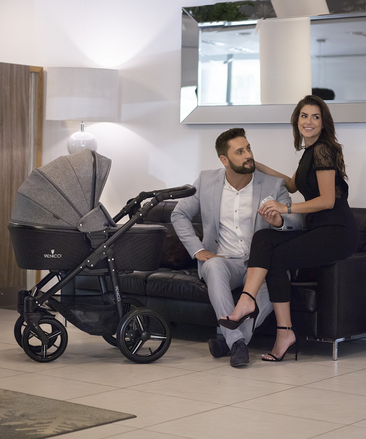 venicci shadow pram