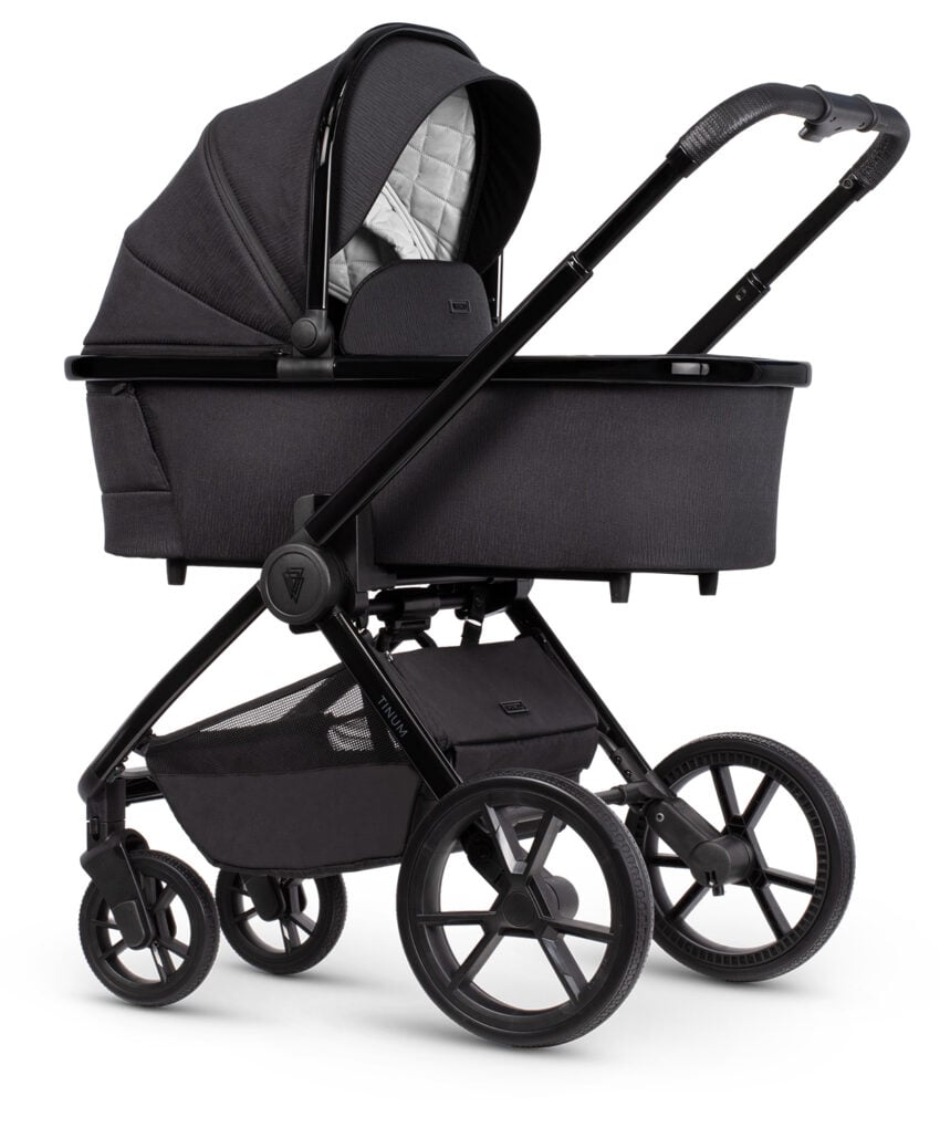 Tinum Edge SE Raven Pram Venicci UK